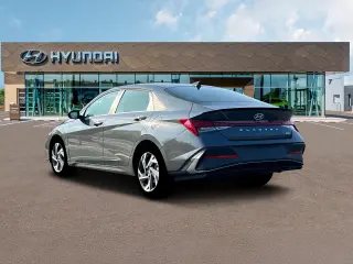 Hyundai ELANTRA Hybrid 2025 SEL Sport 4dr Sedan