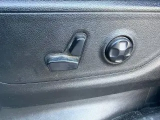 Ram 1500 2020 4x4 Big Horn 4p Puerta Cabina Tripulacion 5.6 ft. SB Camioneta