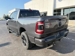 Ram 1500 2020 4x4 Big Horn 4p Puerta Cabina Tripulacion 5.6 ft. SB Camioneta