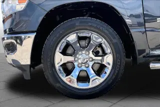 Ram 1500 2020 4x2 Big Horn 4dr Crew Cab 5.6 ft. SB Pickup