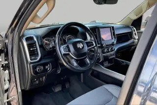 Ram 1500 2020 4x2 Big Horn 4dr Crew Cab 5.6 ft. SB Pickup