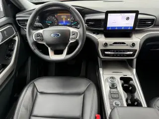 Ford Explorer 2024 AWD XLT 4dr SUV