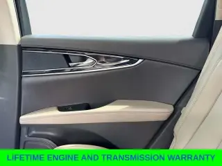 Lincoln Nautilus 2022 Estándar 4p SUV