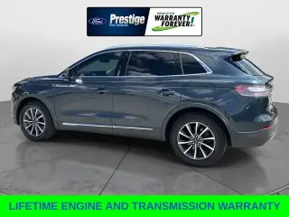 Lincoln Nautilus 2022 Estándar 4p SUV
