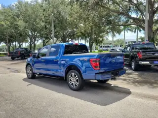 Ford F-150 2022 4x2 XL 4dr SuperCrew 5.5 ft. SB