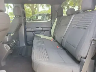 Ford F-150 2022 4x2 XL 4dr SuperCrew 5.5 ft. SB