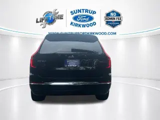 Volvo XC90 2025 AWD B5 Plus Bright Theme 7-Pasajeros 4puertas SUV (lanzamiento medio anual)