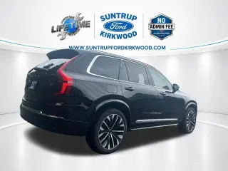Volvo XC90 2025 AWD B5 Plus Bright Theme 7-Pasajeros 4puertas SUV (lanzamiento medio anual)