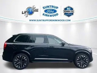 Volvo XC90 2025 AWD B5 Plus Bright Theme 7-Pasajeros 4puertas SUV (lanzamiento medio anual)