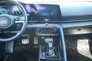 Hyundai ELANTRA Híbrido 2025 SEL Sport 4p Sedan