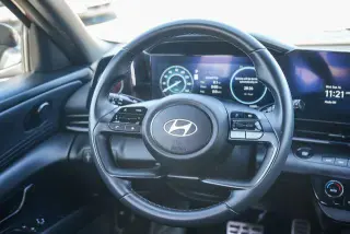 Hyundai ELANTRA Híbrido 2025 SEL Sport 4p Sedan