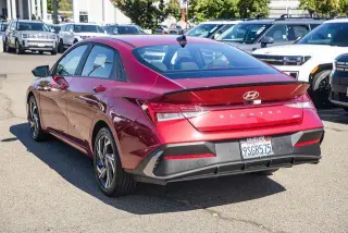 Hyundai ELANTRA Híbrido 2025 SEL Sport 4p Sedan