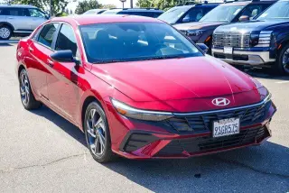 Hyundai ELANTRA Híbrido 2025 SEL Sport 4p Sedan