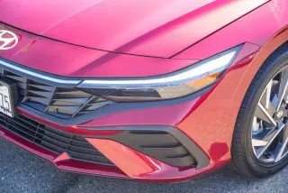 Hyundai ELANTRA Híbrido 2025 SEL Sport 4p Sedan