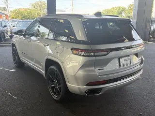 Jeep Grand Cherokee 2023 4x4 30th Anniversary 4xe 4dr SUV