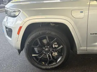 Jeep Grand Cherokee 2023 4x4 30th Anniversary 4xe 4dr SUV