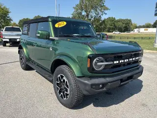 Ford Bronco 2022 4x4 Outer Banks 4dr SUV