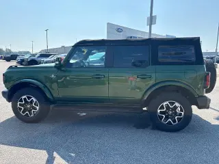 Ford Bronco 2022 4x4 Outer Banks 4dr SUV