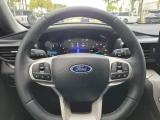 Ford Explorer 2024 XLT 4p SUV