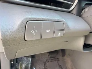 Hyundai ELANTRA 2023 SEL Sedán 4 puertas