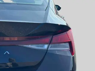 Hyundai ELANTRA 2023 SEL Sedán 4 puertas
