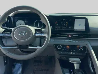Hyundai ELANTRA 2023 SEL Sedán 4 puertas