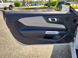 Ford Mustang 2024 EcoBoost Premium 2p Convertible