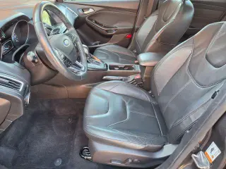 Ford Focus 2016 Titanium Sedán 4 puertas