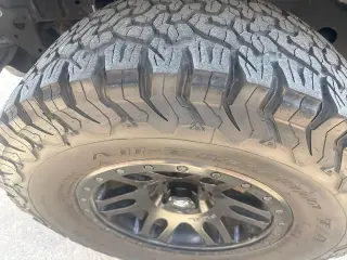 Jeep Wrangler Unlimited 2018 4x4 Rubicon 4p SUV (lanzamiento medio del año)