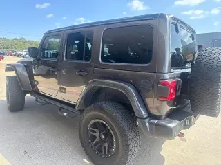 Jeep Wrangler Unlimited 2018 4x4 Rubicon 4p SUV (lanzamiento medio del año)