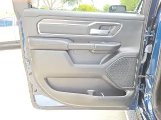 Ram 1500 2021 4x2 Big Horn 4p Crew Cab 5.6 ft. SB Pickup