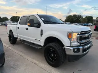 Ford F-250 Super Duty 2022 4x4 XLT 4dr Cabina de Tripulação 8 ft. LB Pickup