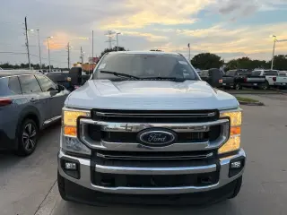 Ford F-250 Super Duty 2022 4x4 XLT 4dr Cabina de Tripulação 8 ft. LB Pickup