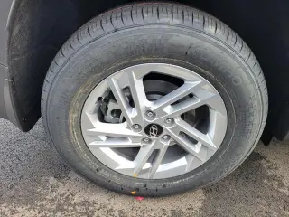 Hyundai TUCSON 2026 AWD SE 4dr SUV