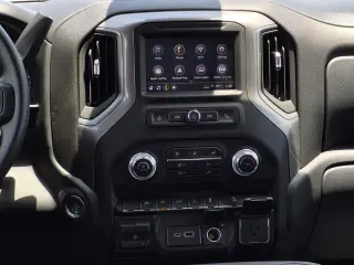 GMC Sierra 1500 2026 4x4 Pro 4dr Crew Cab 5.8 ft. CB
