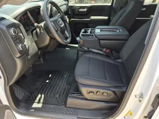 GMC Sierra 1500 2026 4x4 Pro 4dr Crew Cab 5.8 ft. CB
