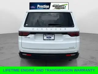 Jeep Wagoneer L 2024 4x2 Serie II 4p SUV