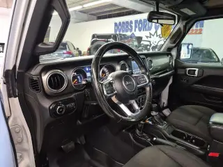 Jeep Wrangler Unlimited 2019 4x4 Sahara 4dr SUV