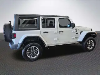 Jeep Wrangler Unlimited 2019 4x4 Sahara 4dr SUV