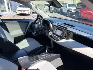 Toyota RAV4 2018 XLE 4dr SUV