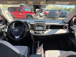 Toyota RAV4 2018 XLE 4dr SUV