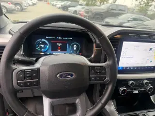 Ford F-150 Lightning 2023 AWD XLT 4p SuperCab 5.5 pies SB