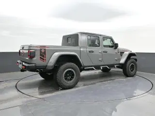 Jeep Gladiator 2021 4x4 Mojave 4dr Crew Cab 5.0 ft. SB