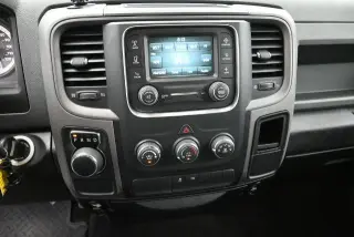 Ram 1500 2017 4x2 Express 4dr Crew Cab 5.5 ft. SB Pickup