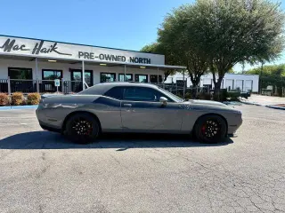 Dodge Challenger 2018 R/T Scat Pack 2dr Coupe