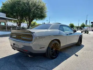 Dodge Challenger 2018 R/T Scat Pack 2dr Coupe