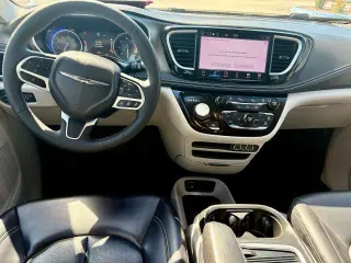 Chrysler Pacifica 2023 Touring L 4dr Mini-Van