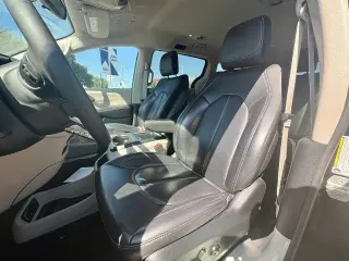 Chrysler Pacifica 2023 Touring L 4dr Mini-Van