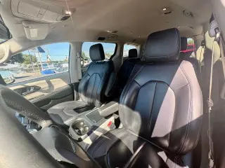 Chrysler Pacifica 2023 Touring L 4dr Mini-Van