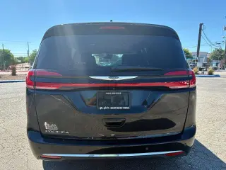 Chrysler Pacifica 2023 Touring L 4dr Mini-Van